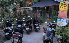 Home Sweetie Homestay & Bunkbeds